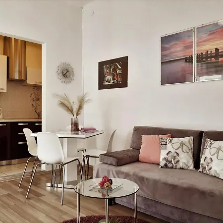 Perimar Luxury And Center سبليت