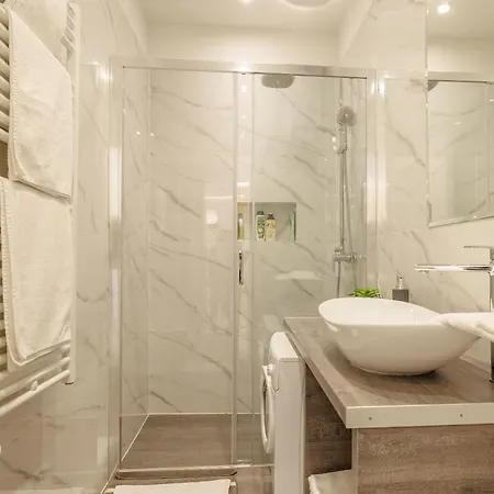 Perimar Luxury And Center سبليت