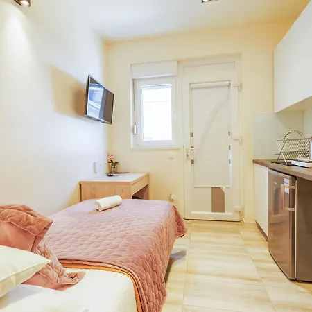 Perimar Luxury And Center Apartman *