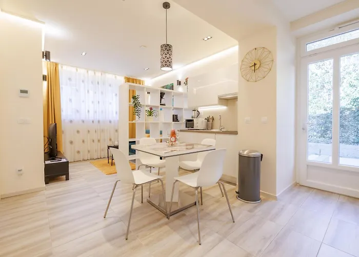 Perimar Luxury And Center